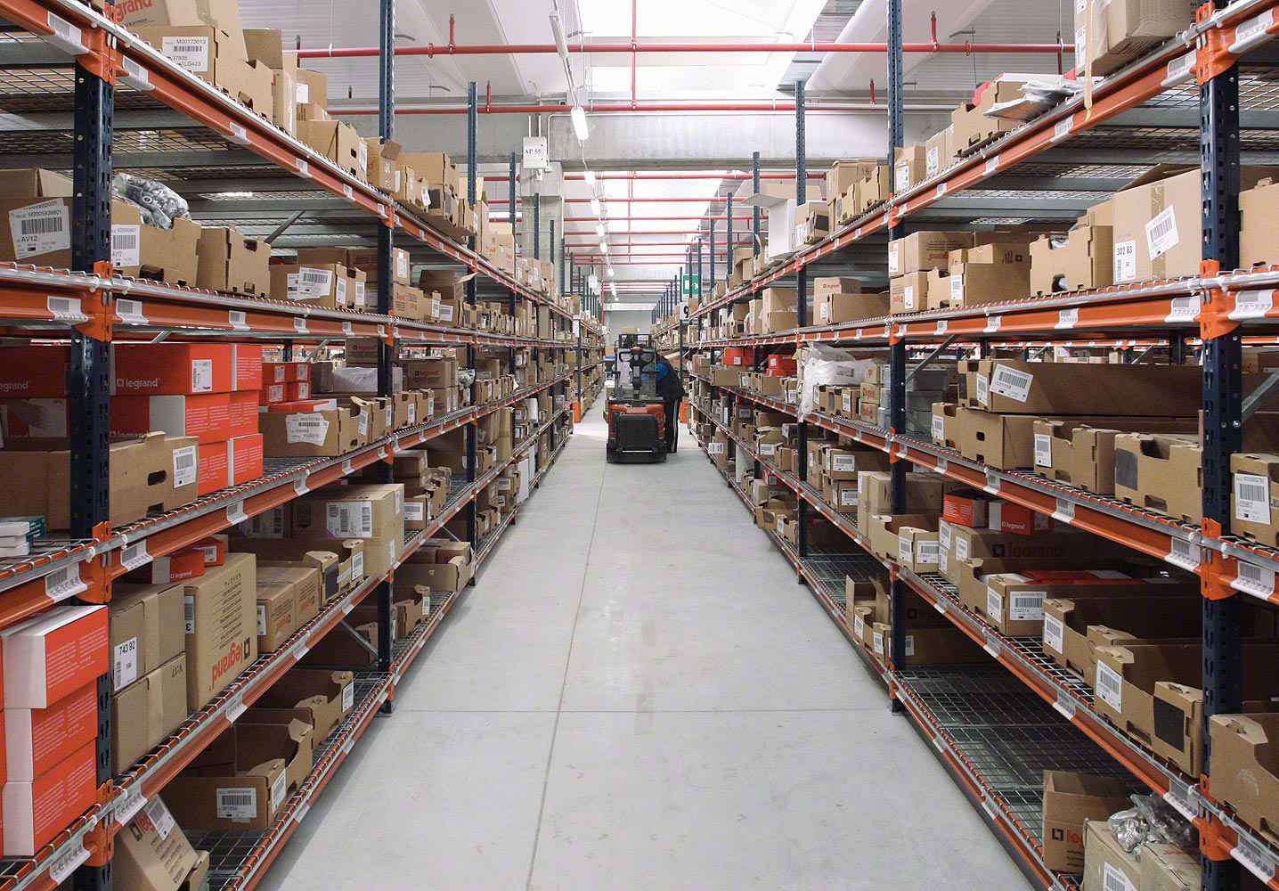 重庆段良城市交通管理有限公司智慧安全用电-仓库库房方案